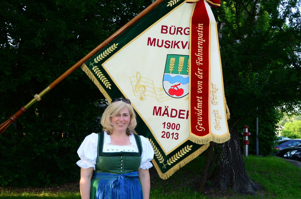 Fahnenweihe HBR 094.JPG
