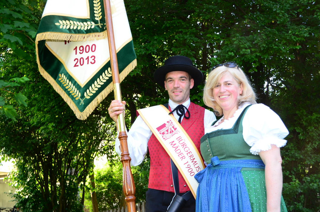 Fahnenweihe HBR 112.JPG