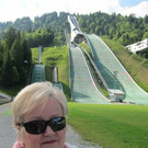 Sieglinde bewundert die Sprungschanzen_jpg-1370891770