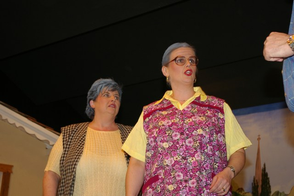 mini-bea_FraschtnerB__hne_Premiere_UnsereliebenNachbarn 017.jpg