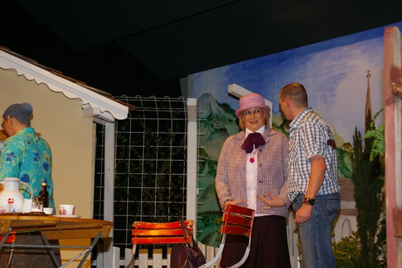 mini-bea_FraschtnerB__hne_Premiere_UnsereliebenNachbarn 045.jpg