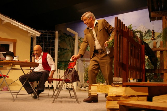 mini-bea_FraschtnerB__hne_Premiere_UnsereliebenNachbarn 064.jpg