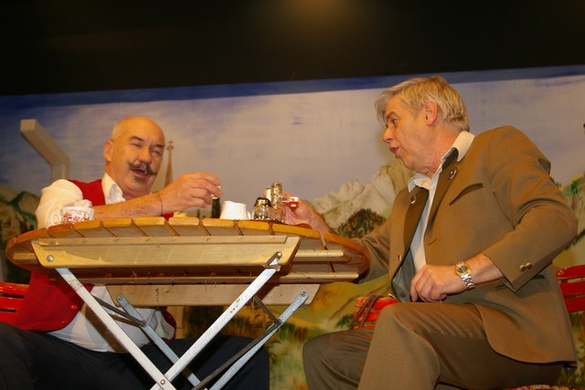mini-bea_FraschtnerB__hne_Premiere_UnsereliebenNachbarn 066.jpg