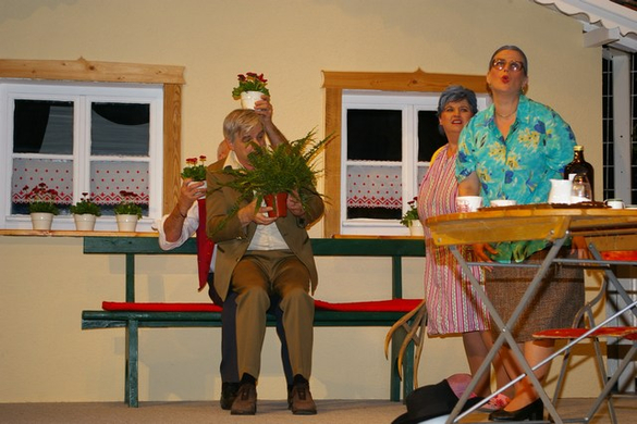 mini-bea_FraschtnerB__hne_Premiere_UnsereliebenNachbarn 080.jpg