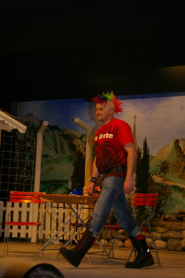 mini-bea_FraschtnerB__hne_Premiere_UnsereliebenNachbarn 108.jpg