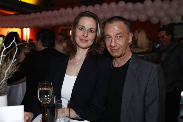 alexandraundegon_jpg-1268034444