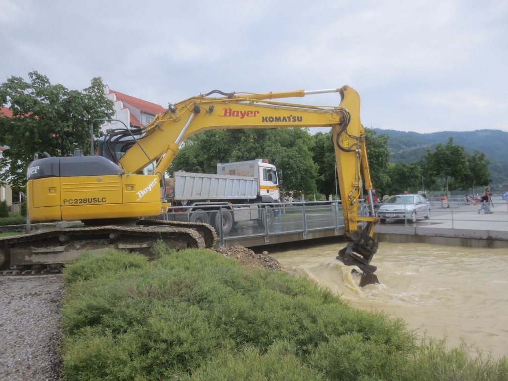 Dorfbachm__ndung Baggerarbeiten 2013 _16__jpg-1371390952