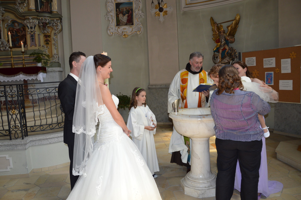 Hochzeit und Taufe_ H__chst 003_JPG-1371405234