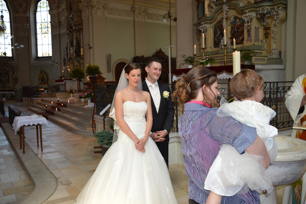 Hochzeit und Taufe_ H__chst 004_JPG-1371405372
