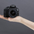 Canon: EOS 100 D