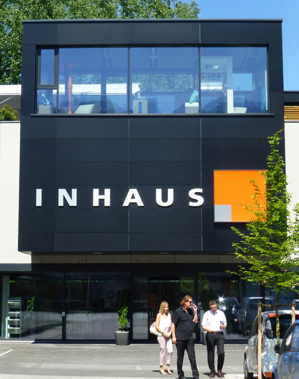 Inhaus28_jpg-1371472297