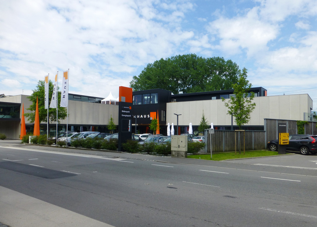Inhaus1_jpg-1371472339
