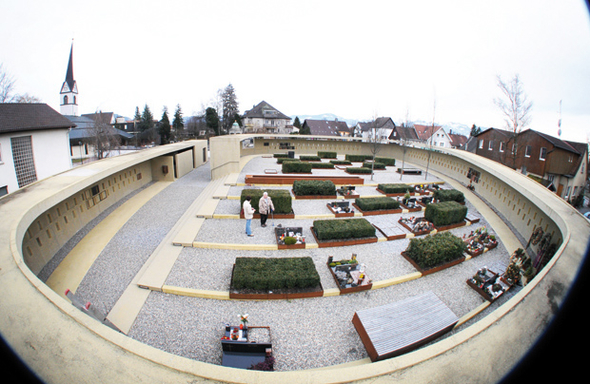 1 Friedhof rund.jpg