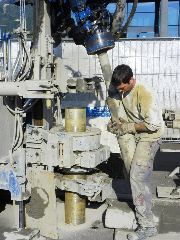 106_8185_jpg-1371503271