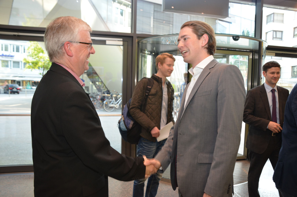 DSC_0027_jpg-1371540296