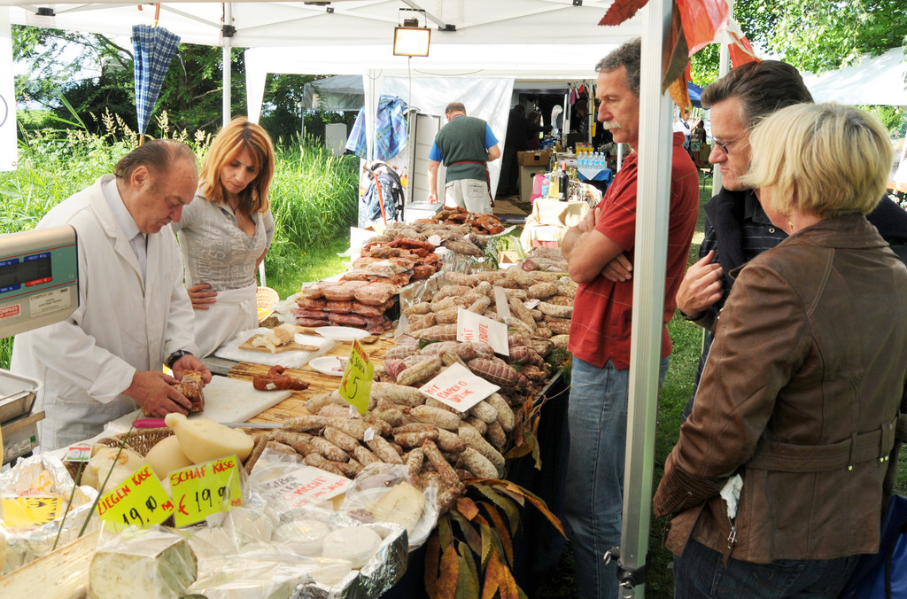 Piemontmarkt 28_05_2011 19_jpg-1371575643