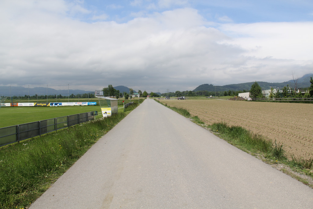 Kirchstra__e_2_JPG-1371640940