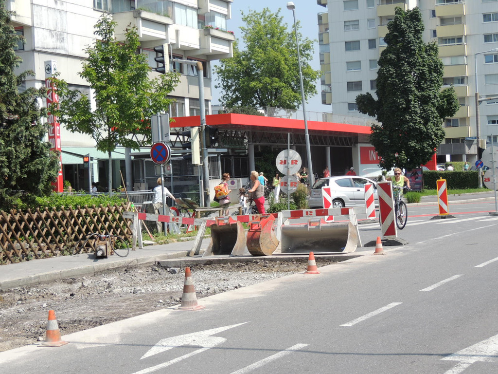 DSCN8970_JPG-1371768619