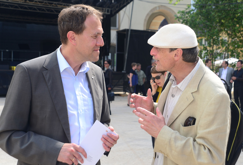 DSC_2494_jpg-1371820101