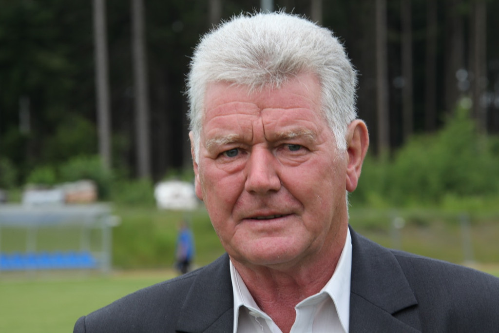 KOE_Sportplatzeroeffnung Goefis 1_jpg-1371930680