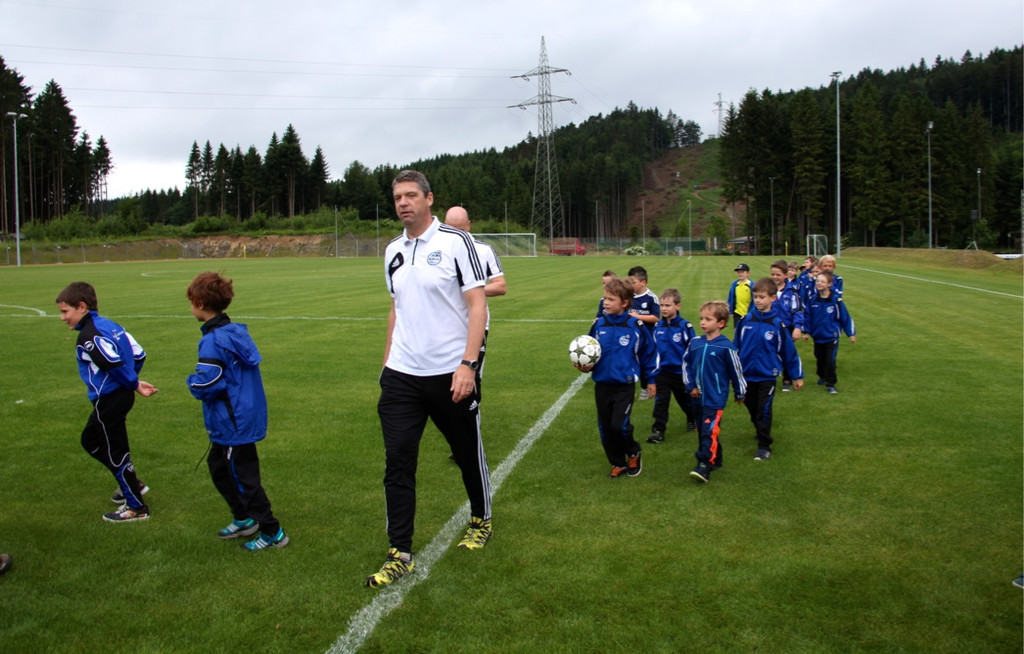 KOE_Sportplatzeroeffnung Goefis 10_jpg-1371930736