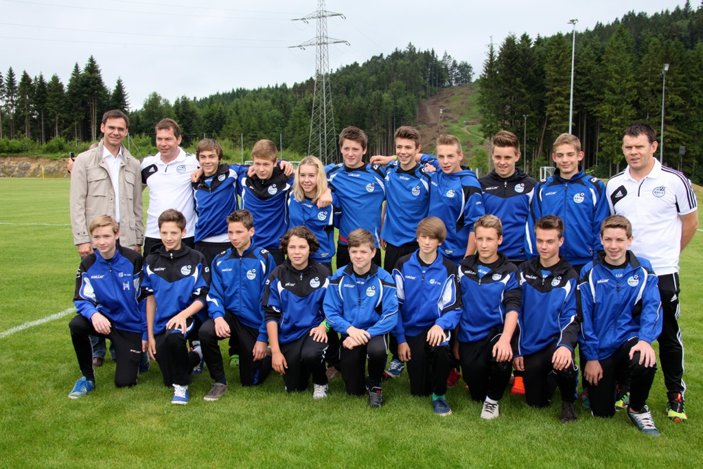 KOE_Sportplatzeroeffnung Goefis 11_jpg-1371930743