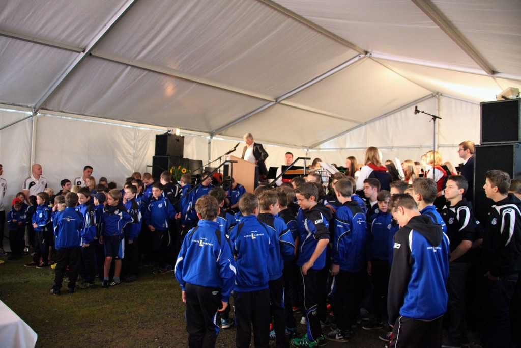 KOE_Sportplatzeroeffnung Goefis 23_jpg-1371930807