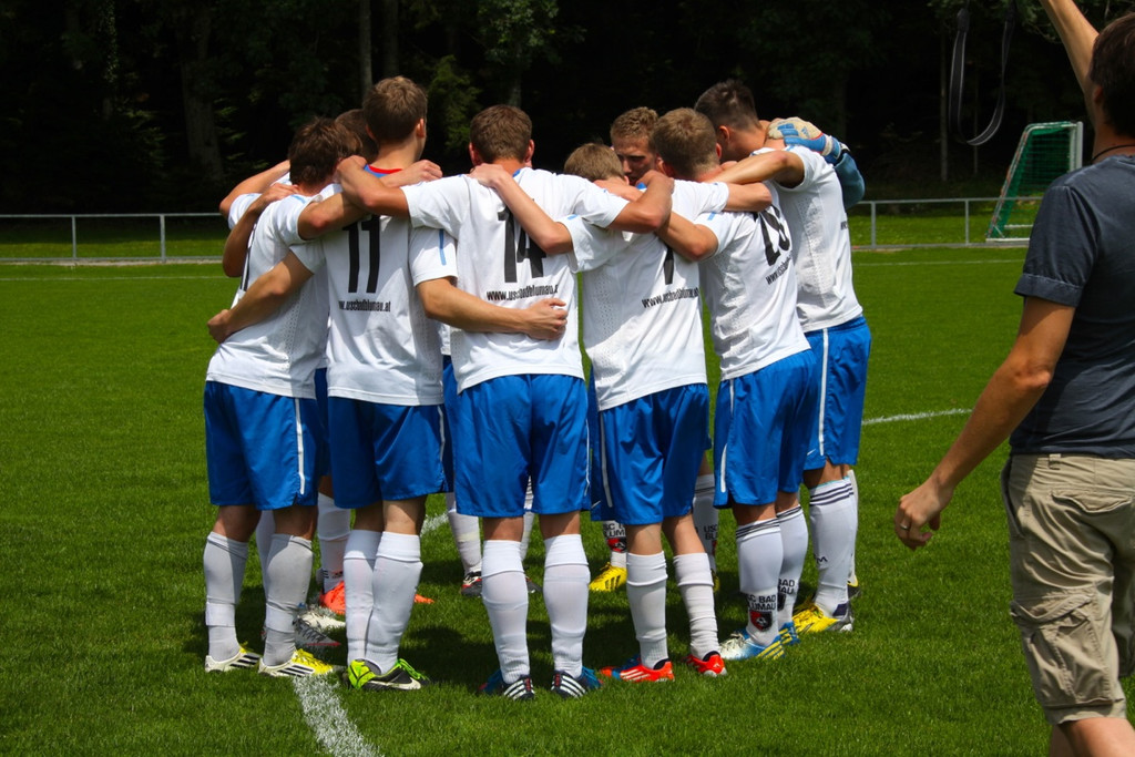 KOE_Sportplatzeroeffnung Goefis 50_jpg-1371930967