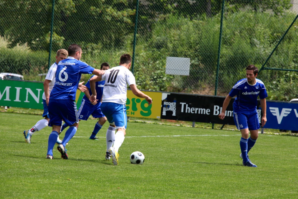 KOE_Sportplatzeroeffnung Goefis 55_jpg-1371931002