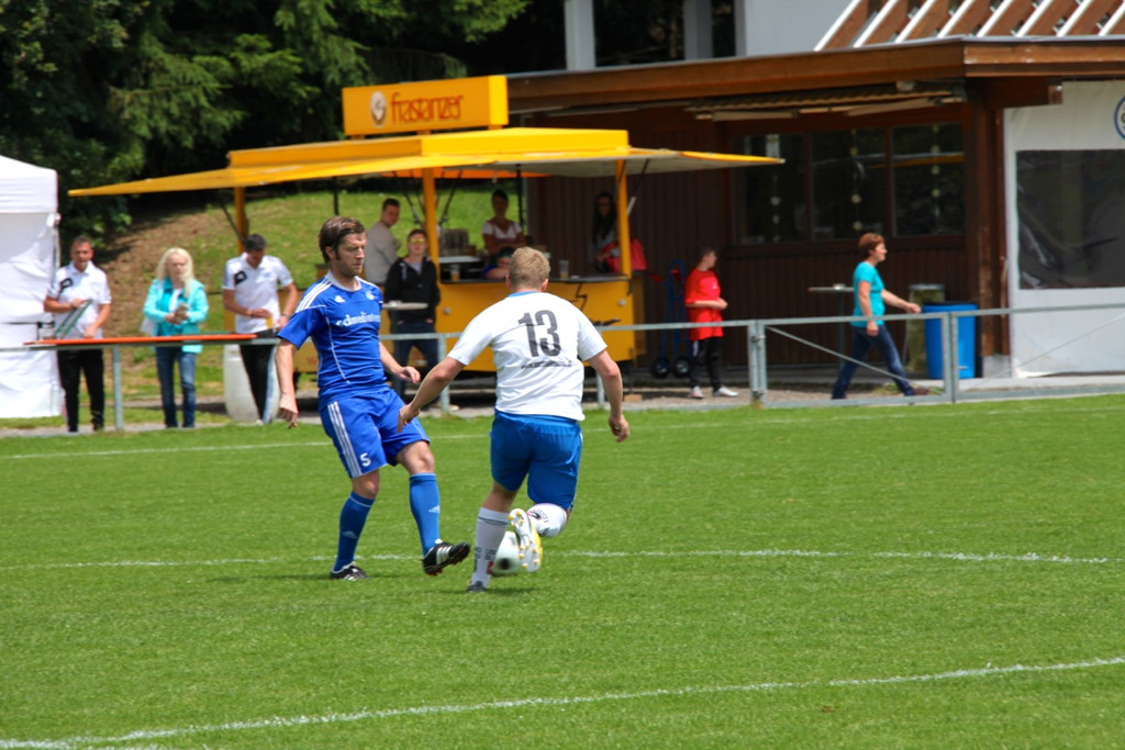 KOE_Sportplatzeroeffnung Goefis 57_jpg-1371931015