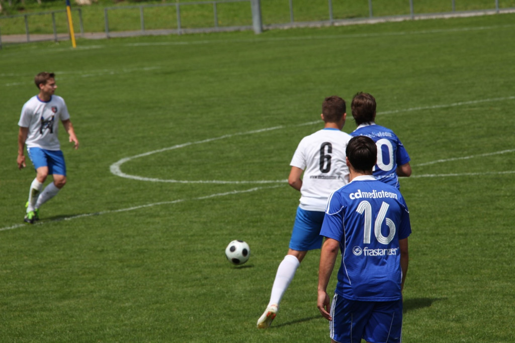 KOE_Sportplatzeroeffnung Goefis 63_jpg-1371931044