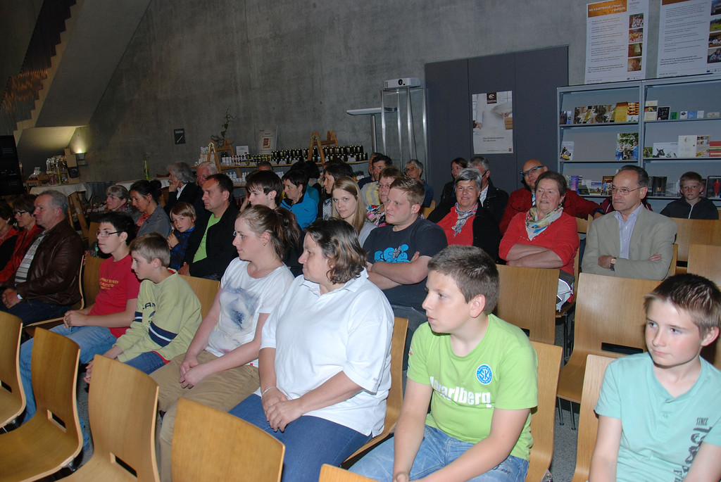 DSC_3301_jpg-1372151954