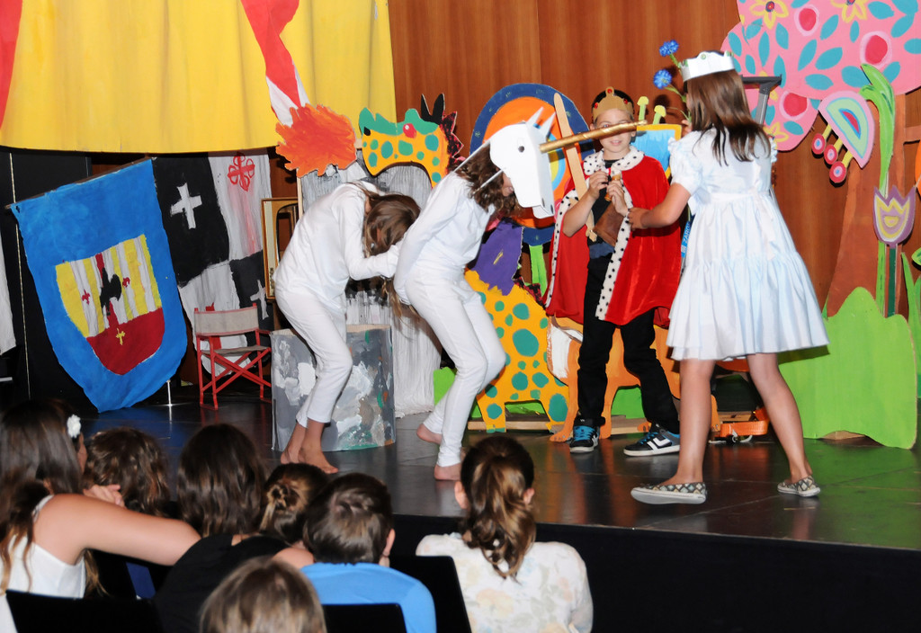 Schultheater 21-06-2013 12_jpg-1372425665