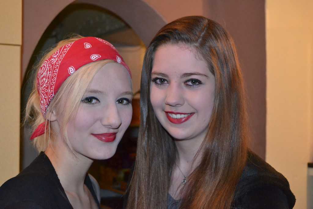 04 Michelle Seifert _15_ und Sarah Hartmann _15_ kommen h__ufig ins Graf Hugo_JPG-1372532838