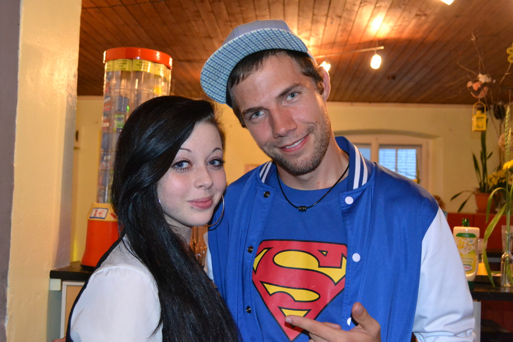06 Nadine Kogler _15_ und Jugendarbeiter Thomas Frick_JPG-1372532944