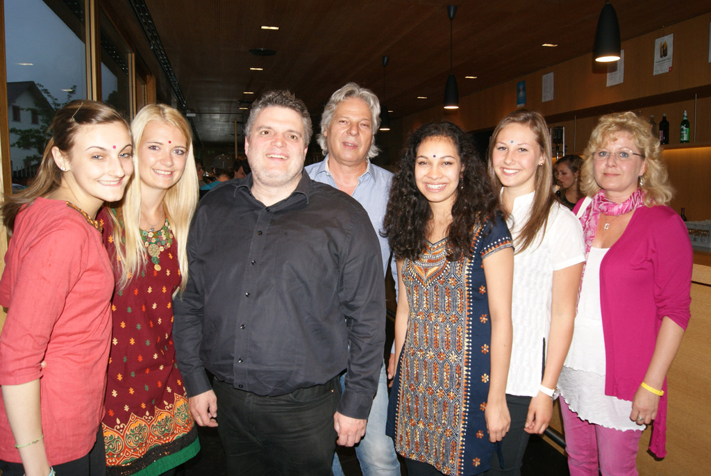 julia-jessica-george-wolfi-dipanjali-katharina-gabi.jpg
