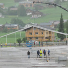 Aufbau des Festzeltes in Au