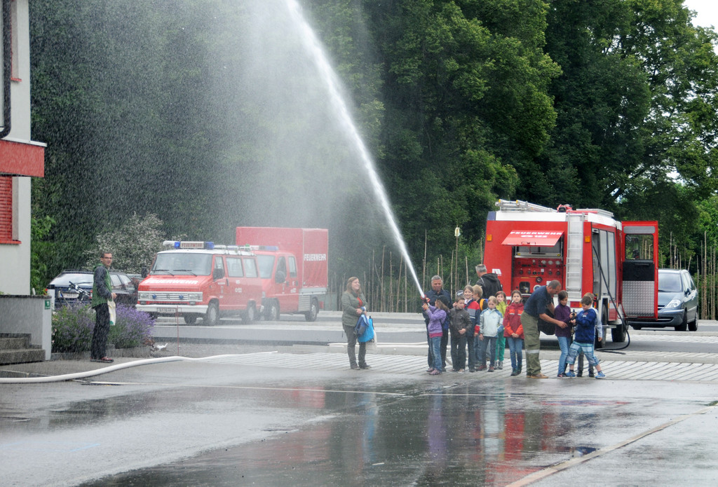 Feuerwehrbesuch 27-06-2013 14_jpg-1372694370