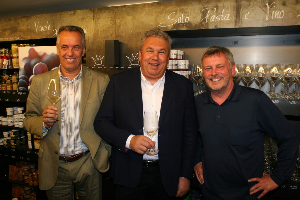 IMG_9542_JPG-1372759009