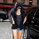 rihanna-nipple-w.jpg
