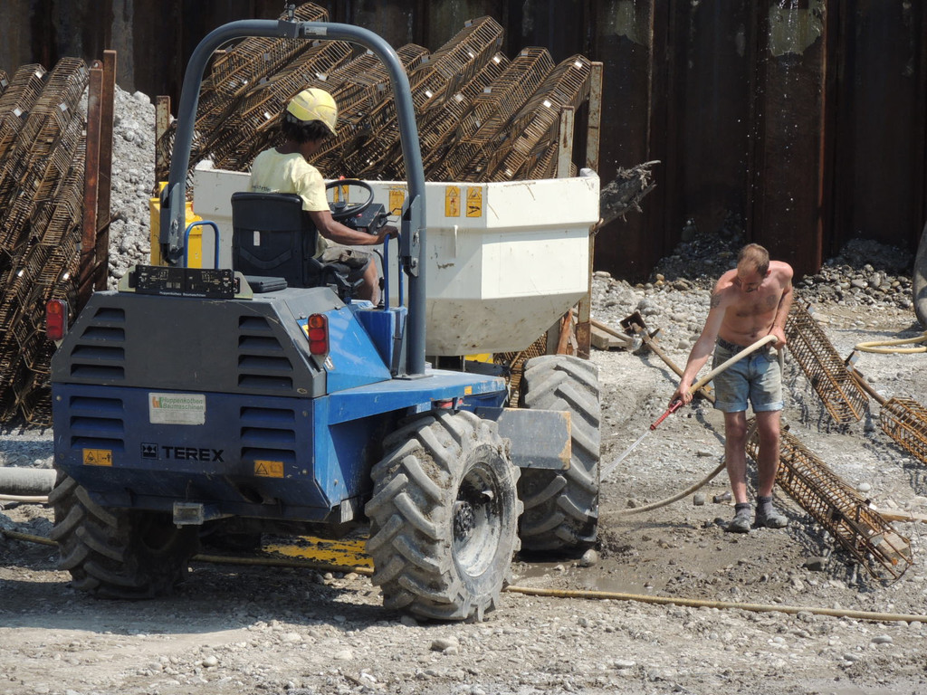 DSCN8992_JPG-1372984090