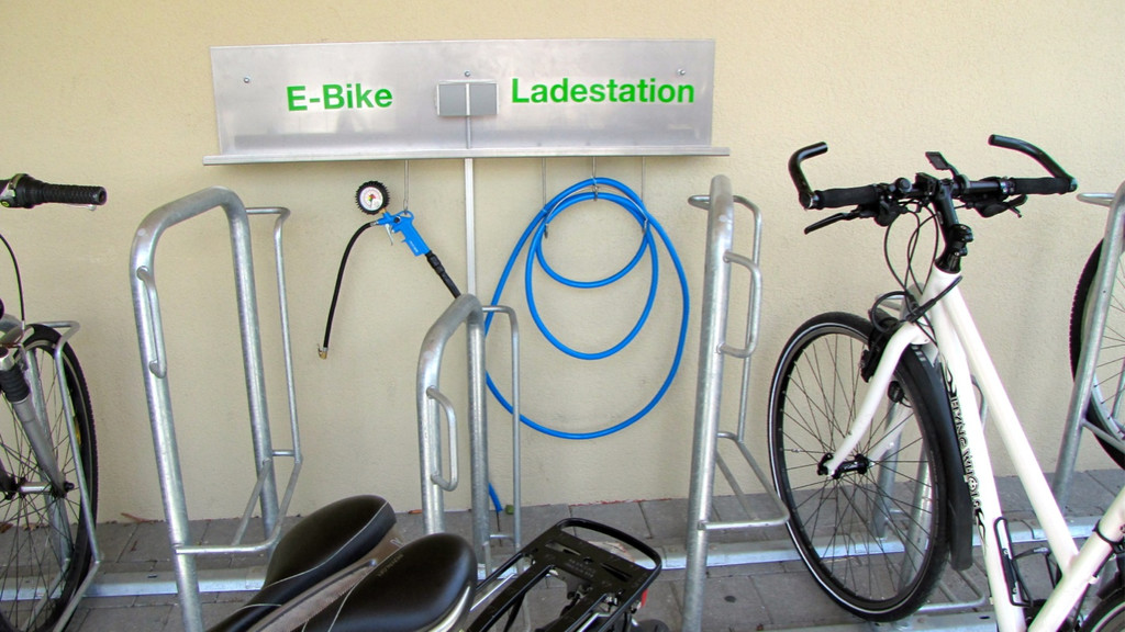 KOE_E-Bikestation Goefis 1_jpg-1373013194