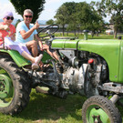 Dorffest  Meiningen - Traktorenfahrt 2013
