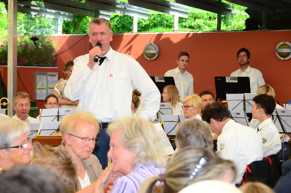 Fahnenweihe203.JPG
