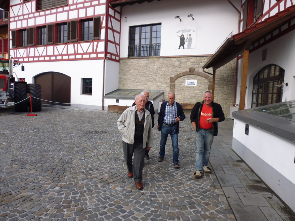 P1000077.JPG