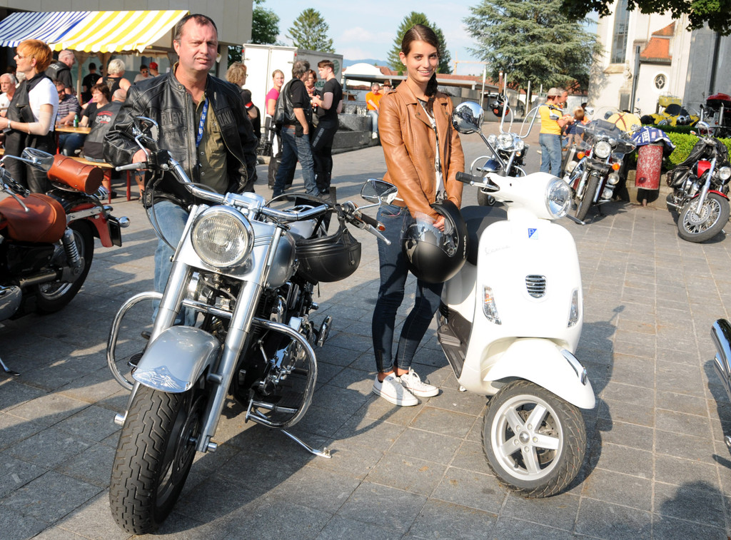 Vater _Tochter - Harley _ Vespa_jpg-1373287746