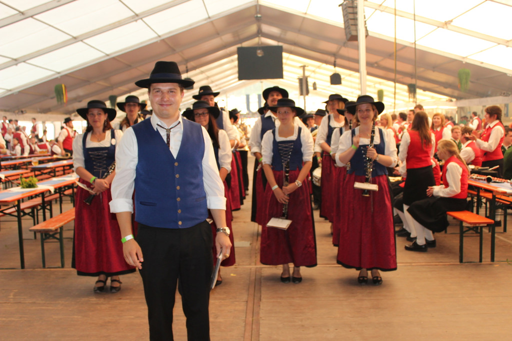 Sternaufmarsch 115_jpg-1373572367