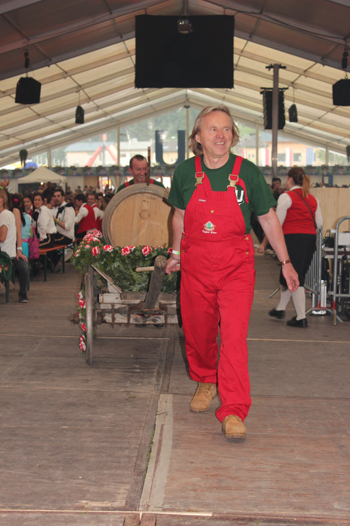 Sternaufmarsch 160_jpg-1373572724