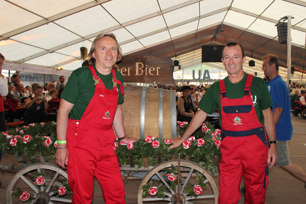 Sternaufmarsch 164_jpg-1373572752