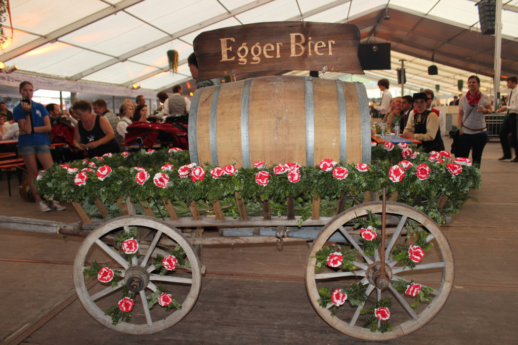 Sternaufmarsch 165_jpg-1373572786